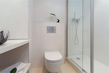 Lodging Apartments Ramblas Boqueria Market 바르셀로나